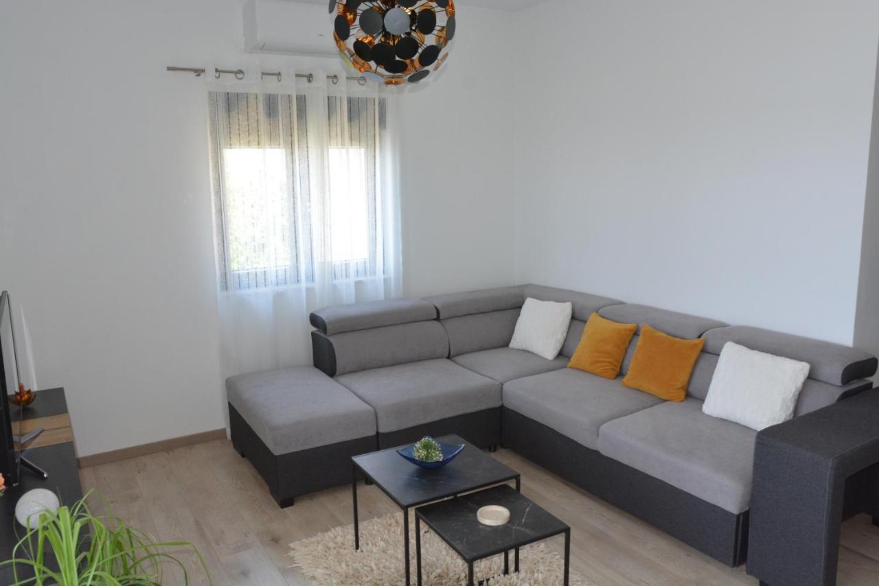Sole Apartment ตูรันญ์ ภายนอก รูปภาพ