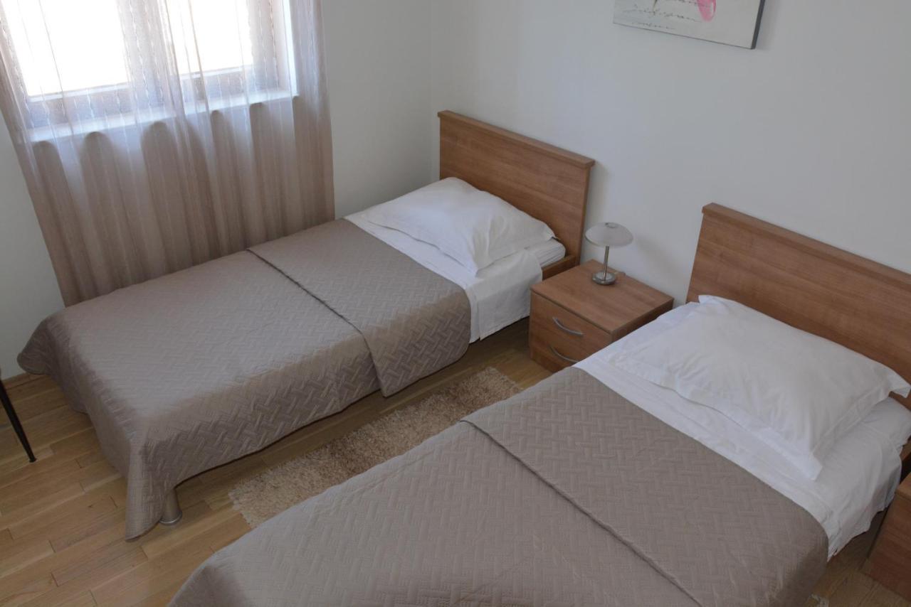 Sole Apartment ตูรันญ์ ภายนอก รูปภาพ