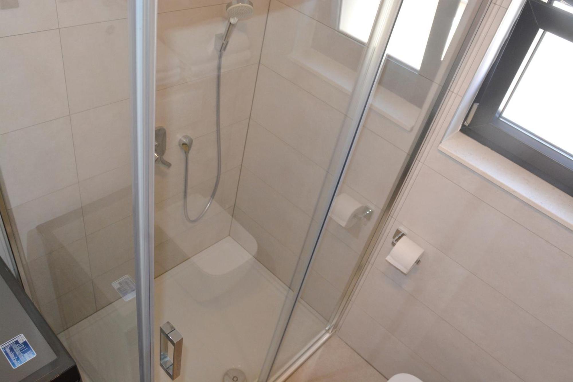 Sole Apartment ตูรันญ์ ภายนอก รูปภาพ