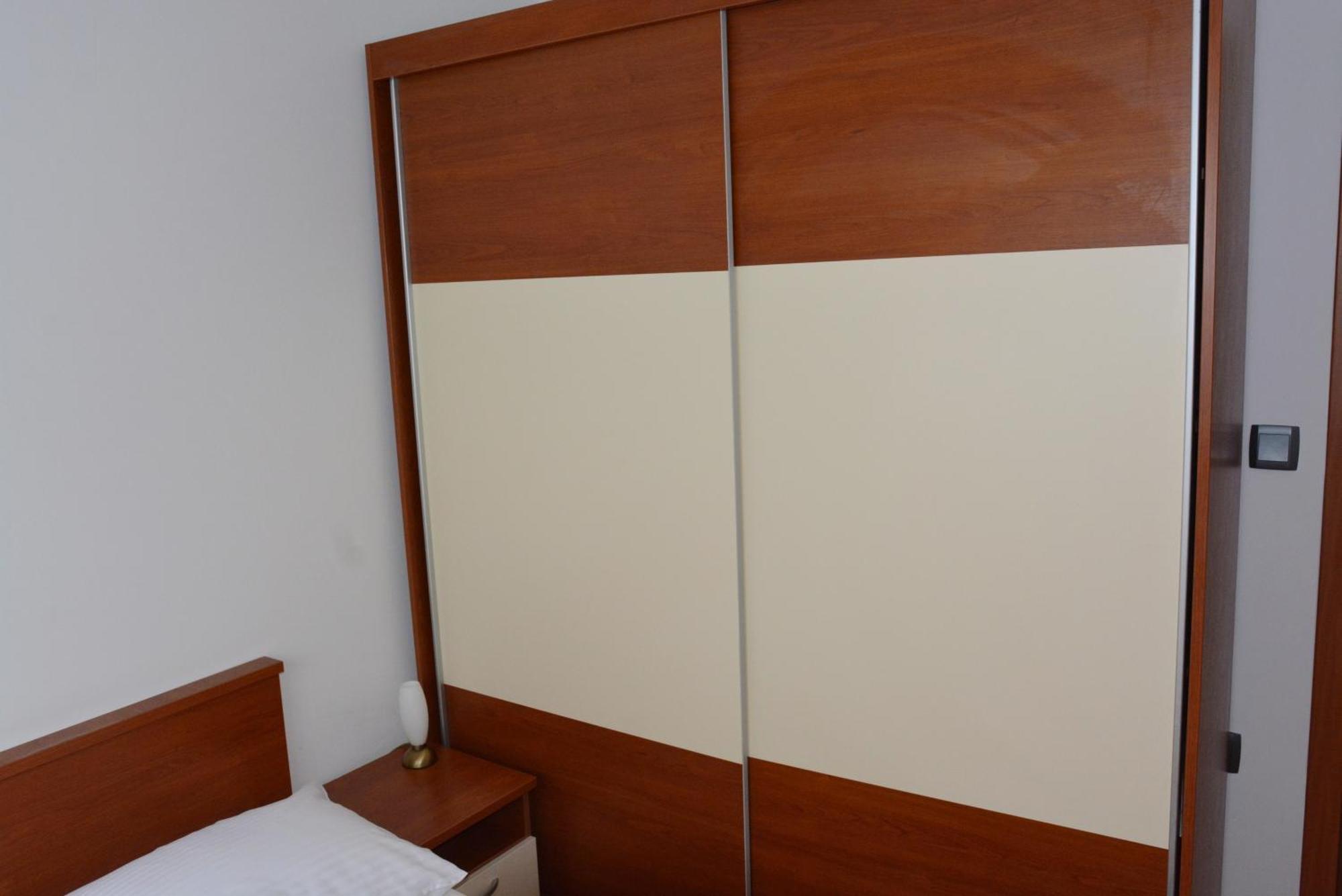 Sole Apartment ตูรันญ์ ภายนอก รูปภาพ