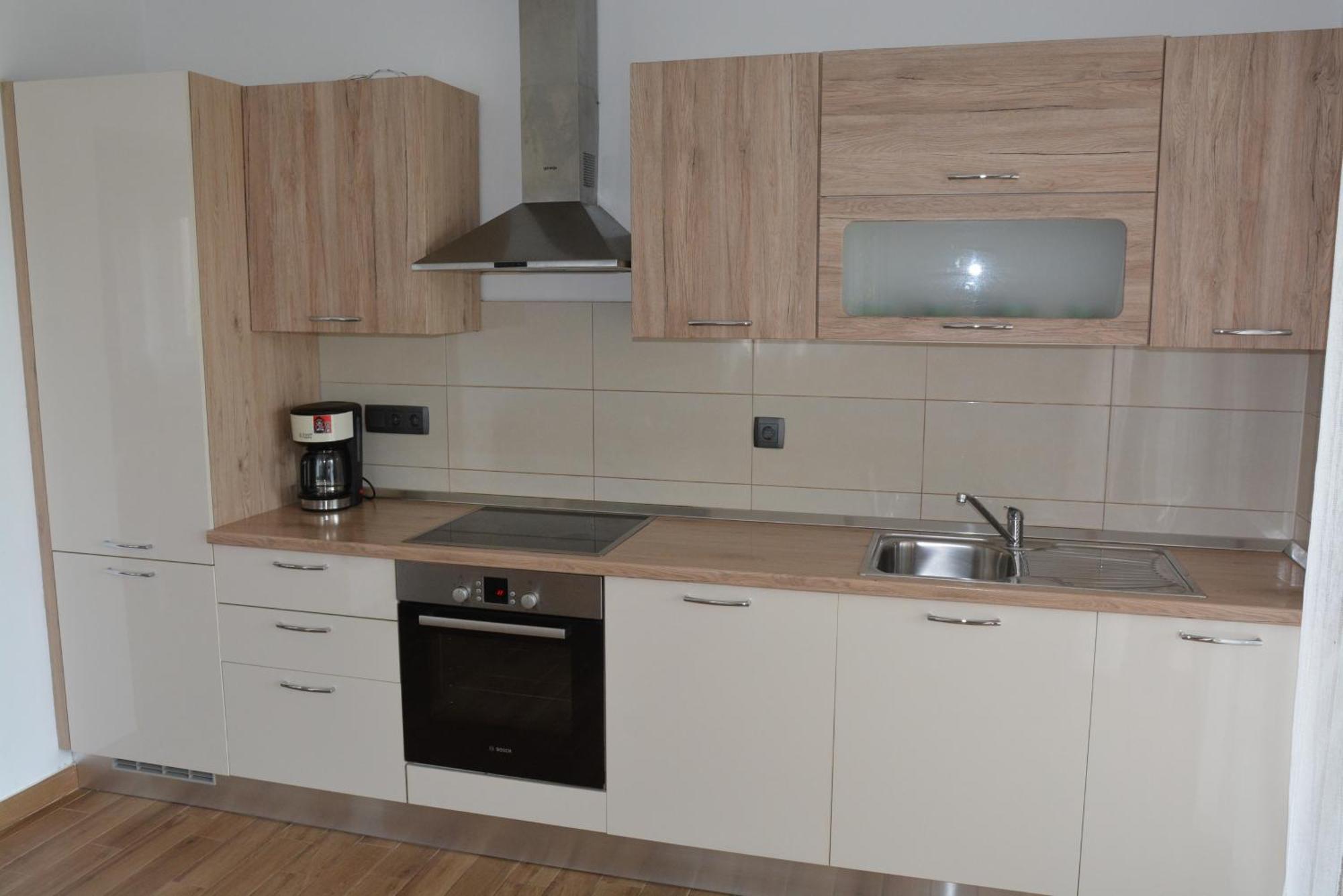 Sole Apartment ตูรันญ์ ภายนอก รูปภาพ